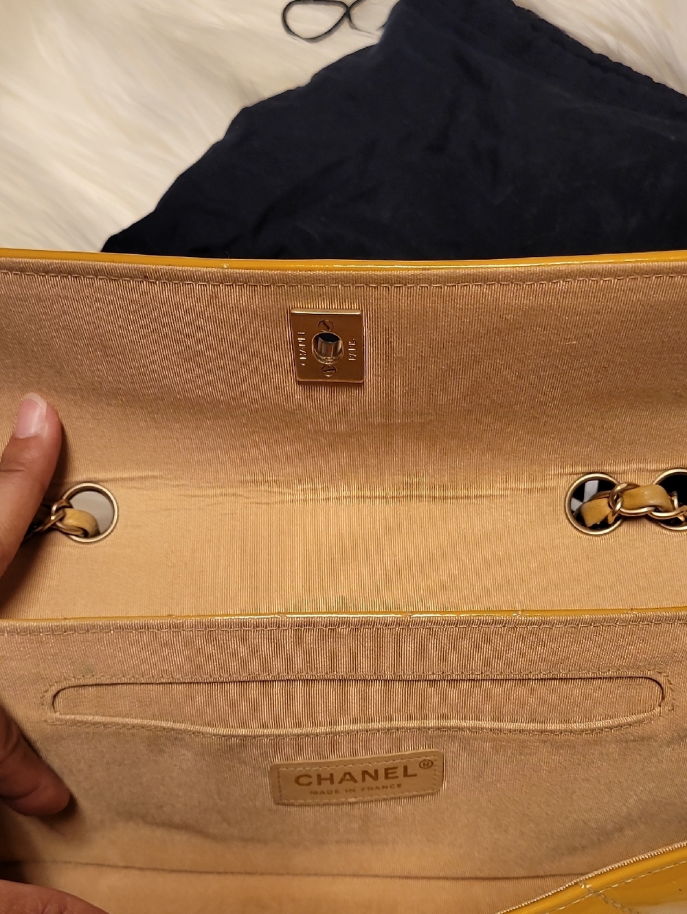 CHANEL Patent Chevron Quilted Shoulder Bag in Mustard - Picture 9 of 13
